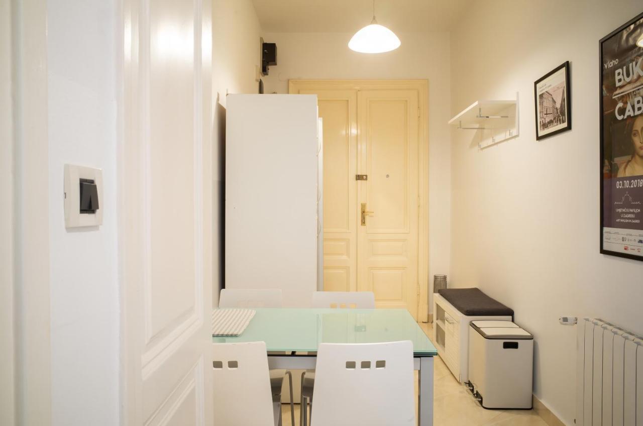 Apartment Korina - City Center Zagreb Buitenkant foto